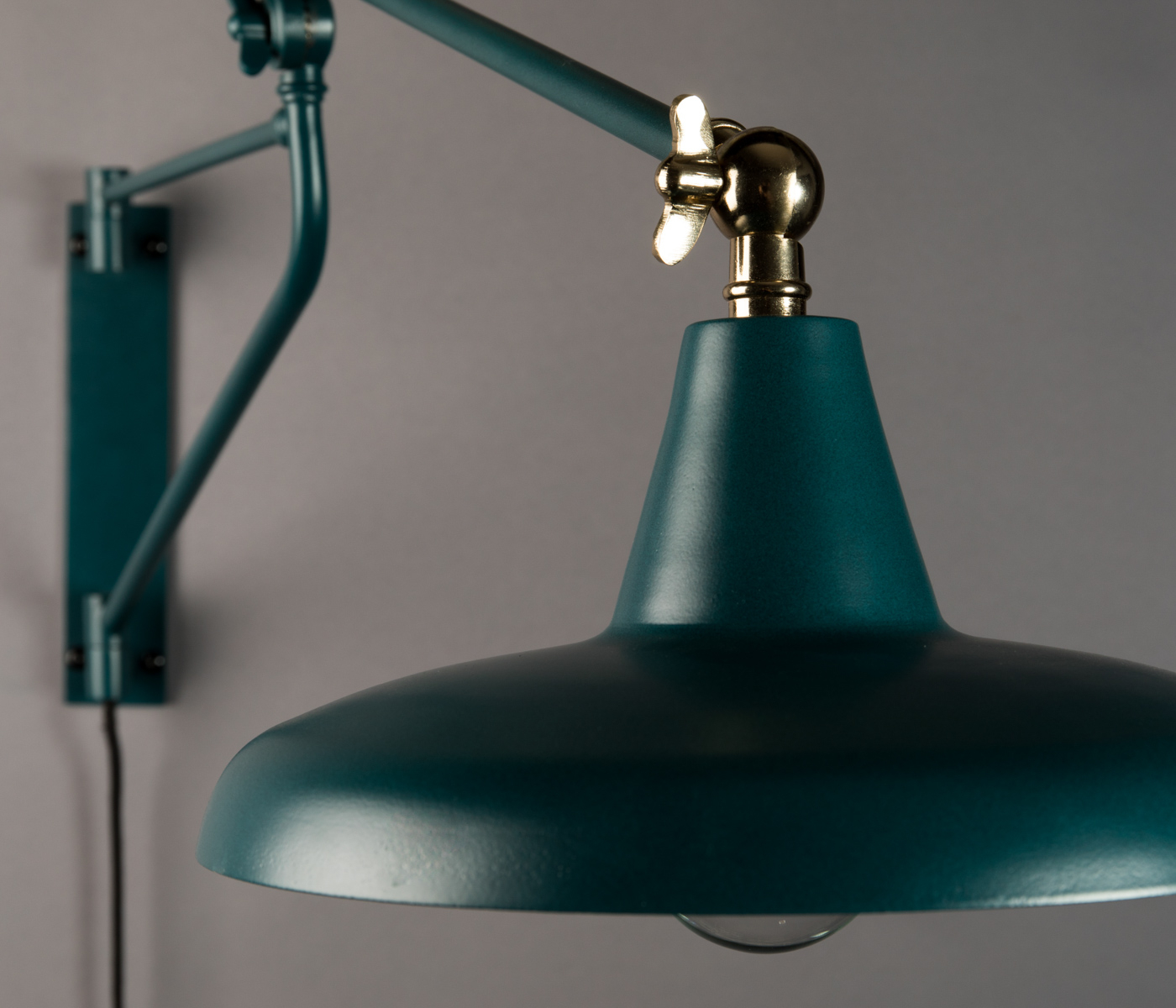 Hector Wall Lamp Teal